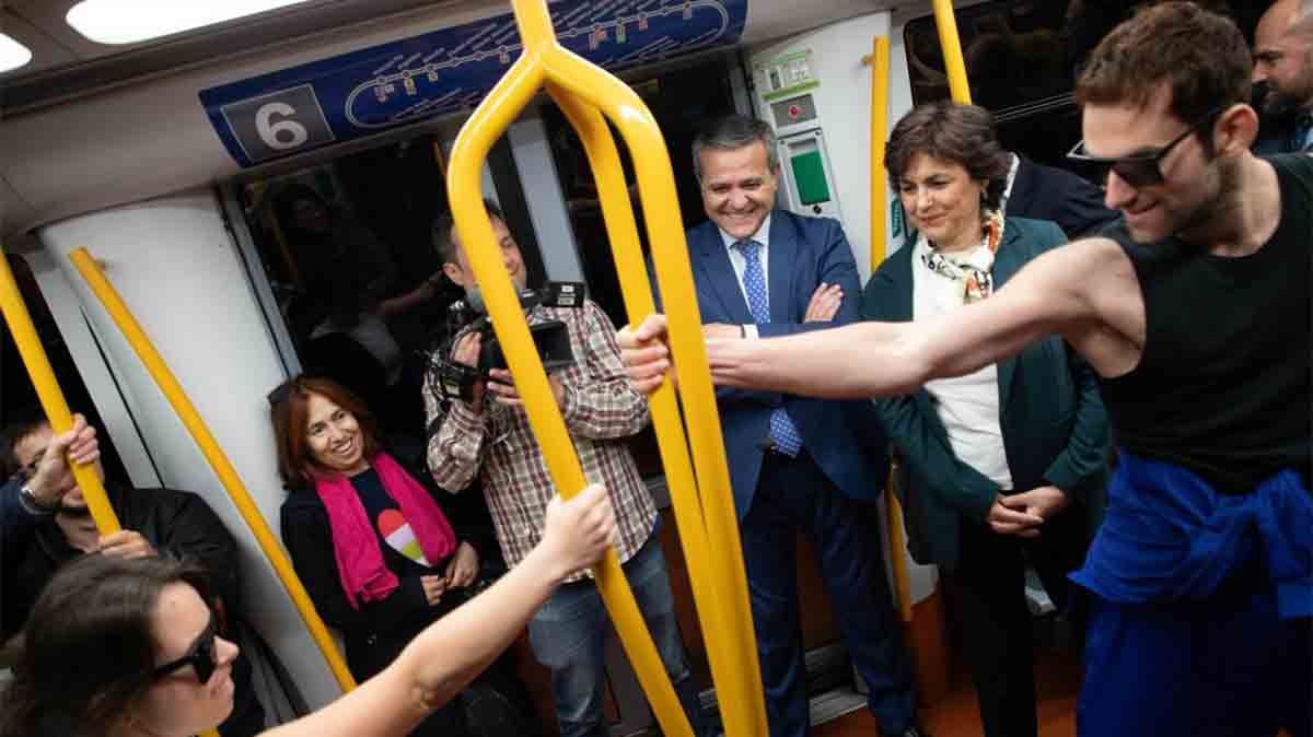 La Comunidad de Madrid Transforma Trenes y Andenes en Escenarios para CronoTeatro