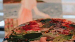 La Estación Centro Cultural de Valdemoro acoge Natura, una exposición de Inés Benítez-Dávila con obras realistas, abstractas y de línea continua