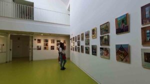 El Centro Sociocultural El Soto de Móstoles acoge del 1 al 21 de junio de 2026 la exposición Oficios en el Móstoles de Andrés Torrejón, una muestra multidisciplinar vinculada al cierre de curso del centro y a la memoria histórica y cultural del municipio.